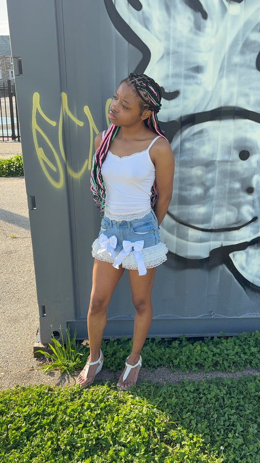 Angel bowed mini shorts